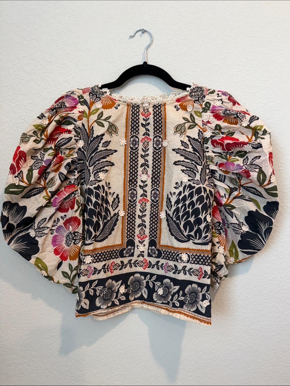 FARM Rio Cream Floral Puff-Sleeve Blouse with Navy Motifs